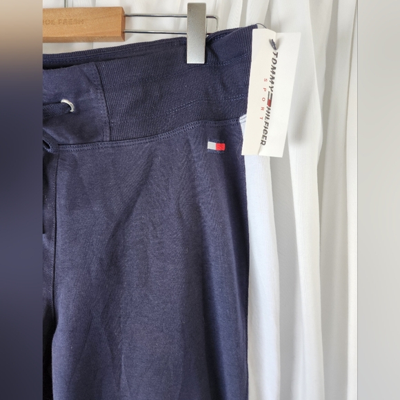 Tommy Hilfiger Navy Cotton blend joggers NWT sz S red and white stripe - Picture 2 of 10